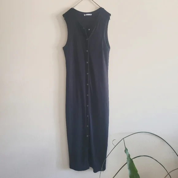 ZARA Ribbed Dress - Picture 4 of 10